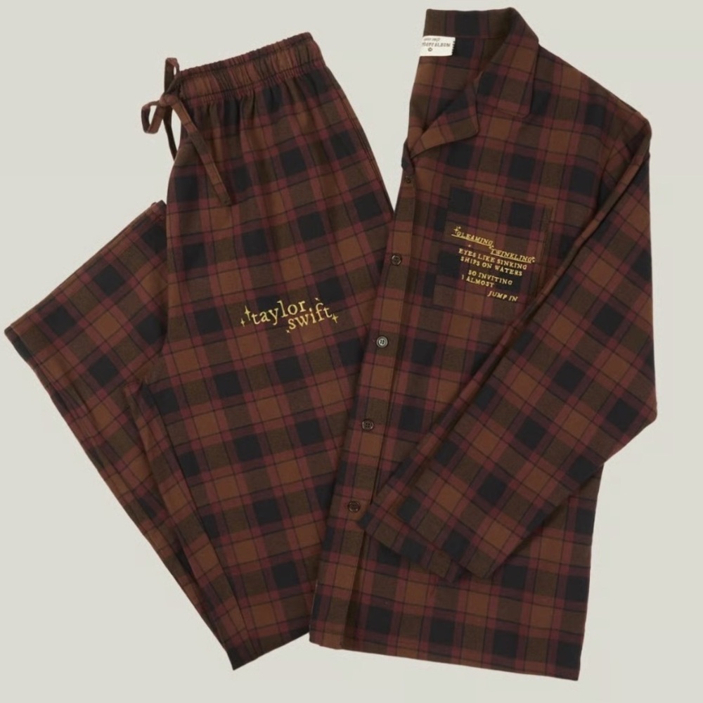 Taylor Swift Evermore pajama set